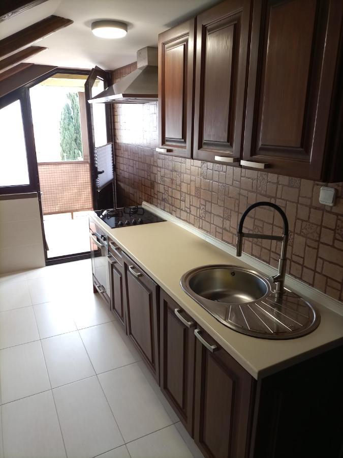 Apartments Ingrid Новиград Екстериор снимка