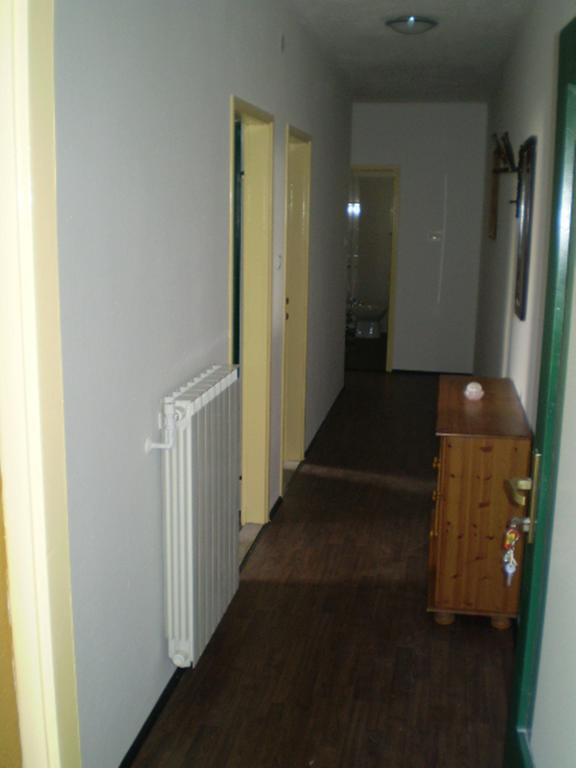Apartments Ingrid Новиград Стая снимка