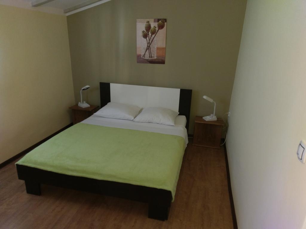 Apartments Ingrid Новиград Екстериор снимка