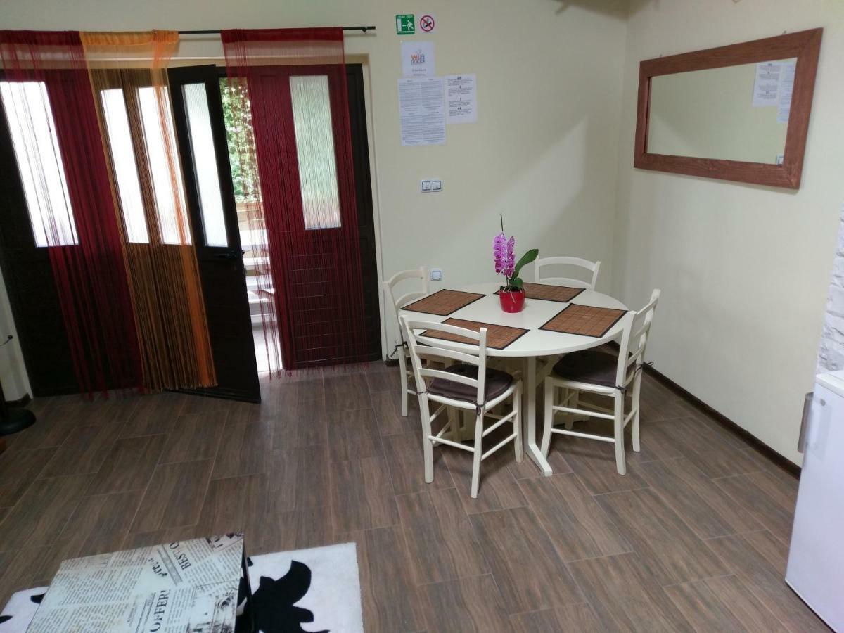 Apartments Ingrid Новиград Екстериор снимка